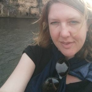 Meet your Posher, Amina